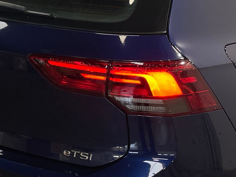 VOLKSWAGEN GOLF 2023 - Photo n°8