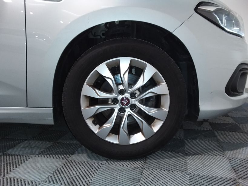 FIAT TIPO 5 PORTES 2018 - Photo n°14