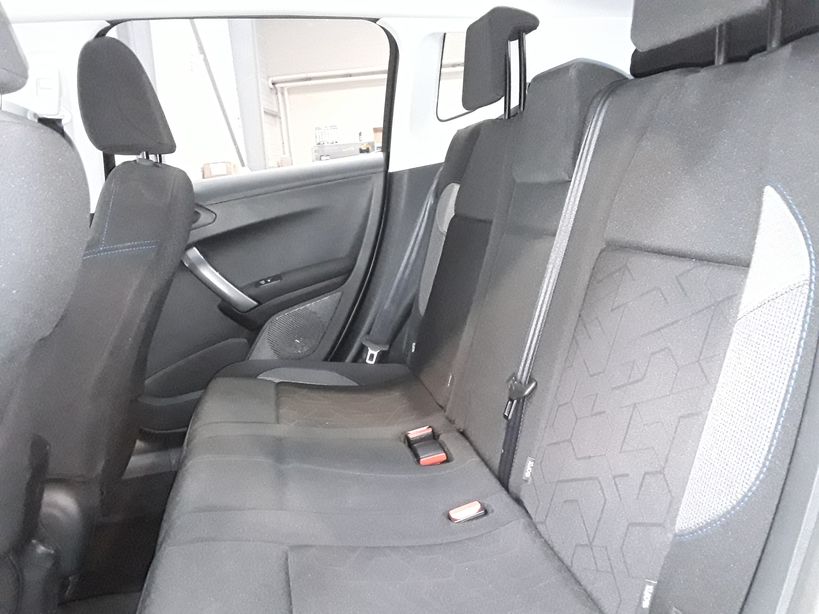 PEUGEOT 2008 2018 - Photo n°9