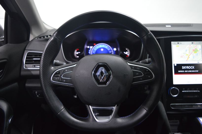 RENAULT MEGANE IV ESTATE 2019 - Photo n°11