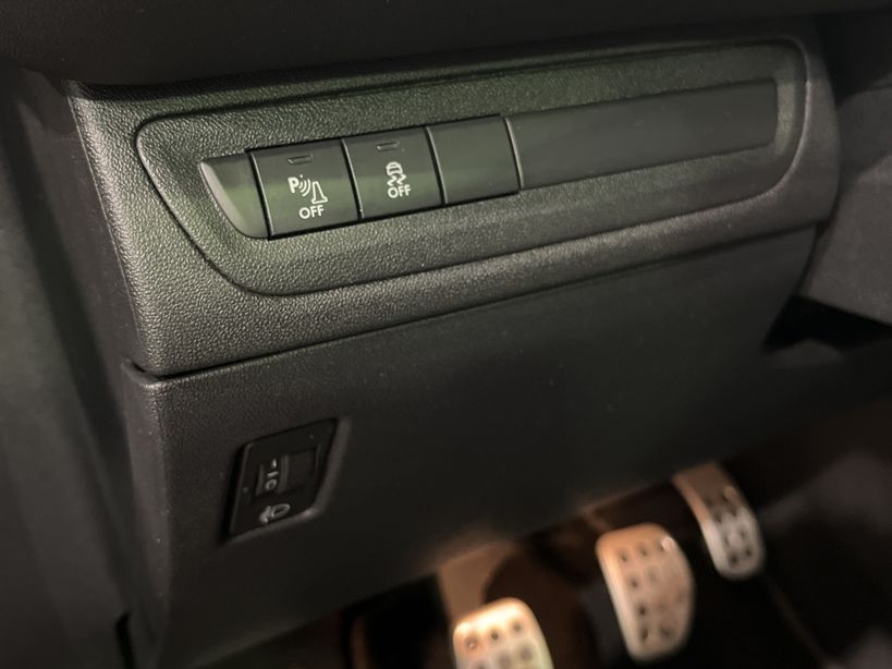 PEUGEOT 208 2014 - Photo n°35