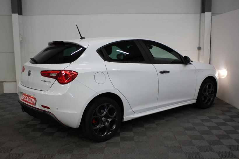 ALFA ROMEO GIULIETTA SERIE 2 2017 - Photo n°4