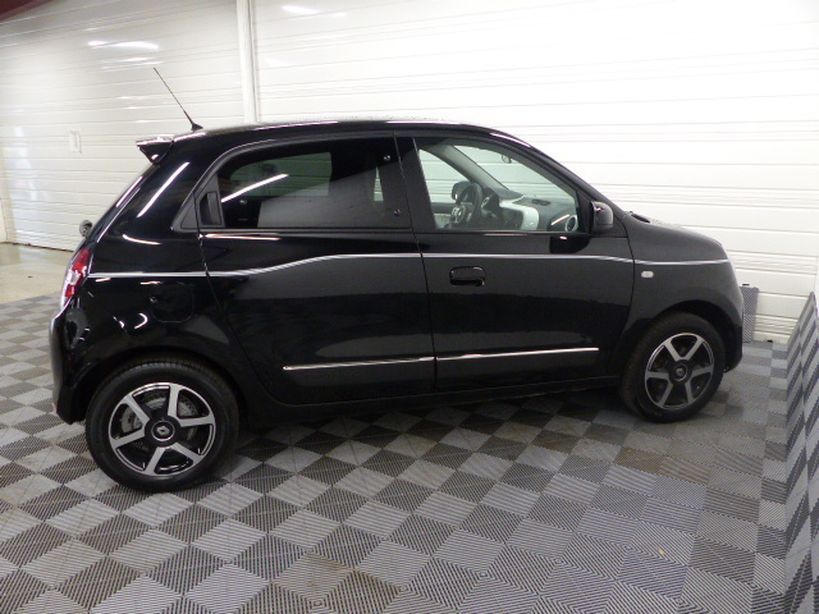 RENAULT TWINGO III 2019 - Photo n°10