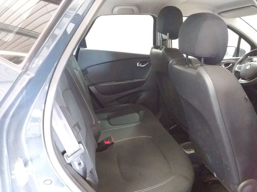 RENAULT CAPTUR 2018 - Photo n°9