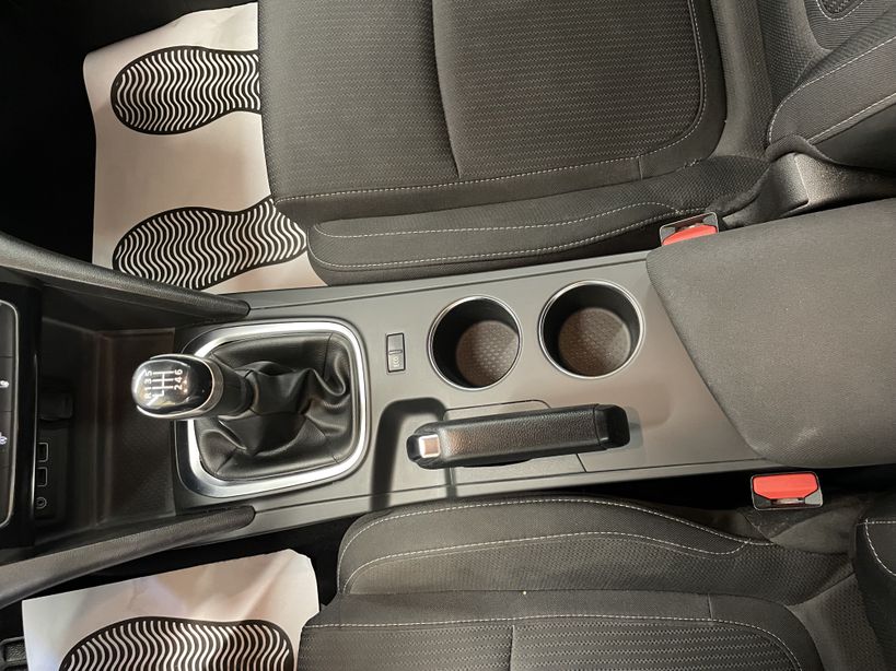 RENAULT MEGANE IV ESTATE 2021 - Photo n°29