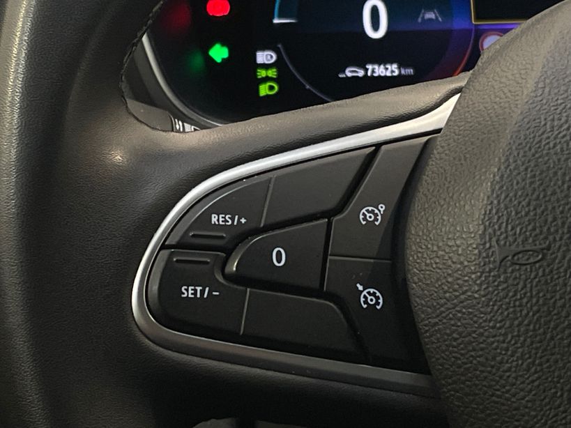 RENAULT MEGANE IV BERLINE 2022 - Photo n°26