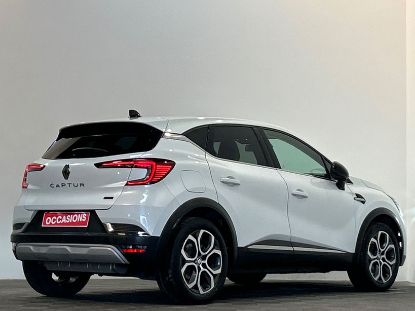 RENAULT CAPTUR 2022 - Photo n°3