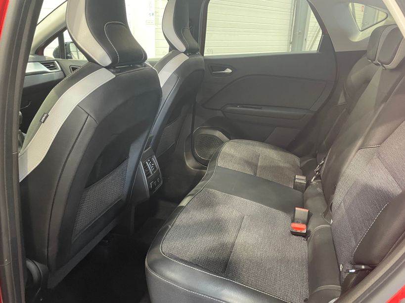RENAULT CAPTUR 2022 - Photo n°12