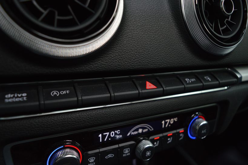 AUDI A3 SPORTBACK 2017 - Photo n°22