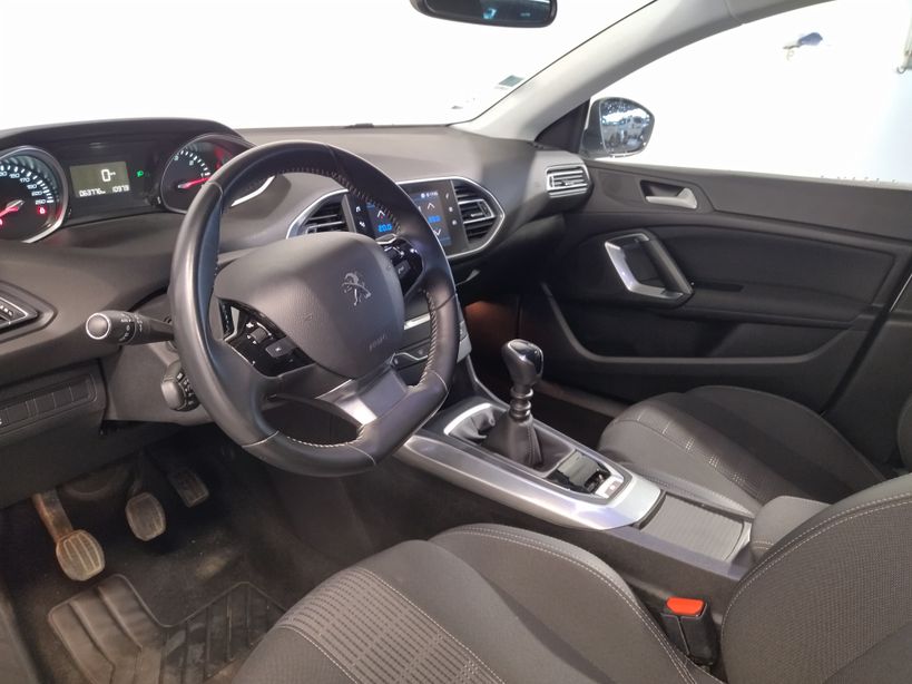 PEUGEOT 308 2020 - Photo n°29