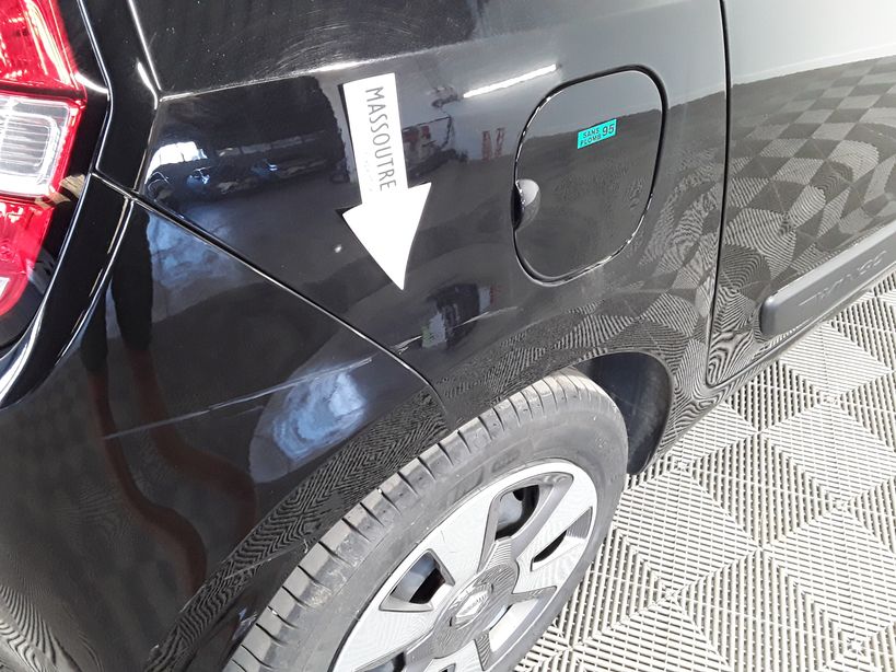 RENAULT TWINGO III 2019 - Photo n°8