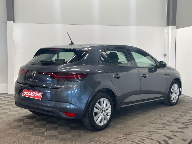 RENAULT MEGANE IV BERLINE 2022 - Photo n°4