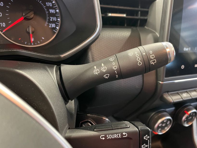 RENAULT CLIO V 2021 - Photo n°14