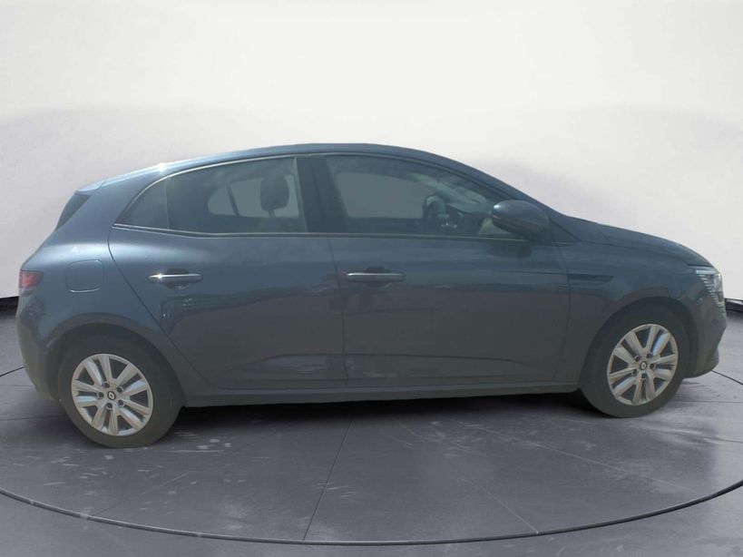 RENAULT MEGANE IV BERLINE 2022 - Photo n°4