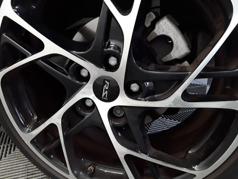 RENAULT MEGANE III COUPE 2015 - Photo n°6