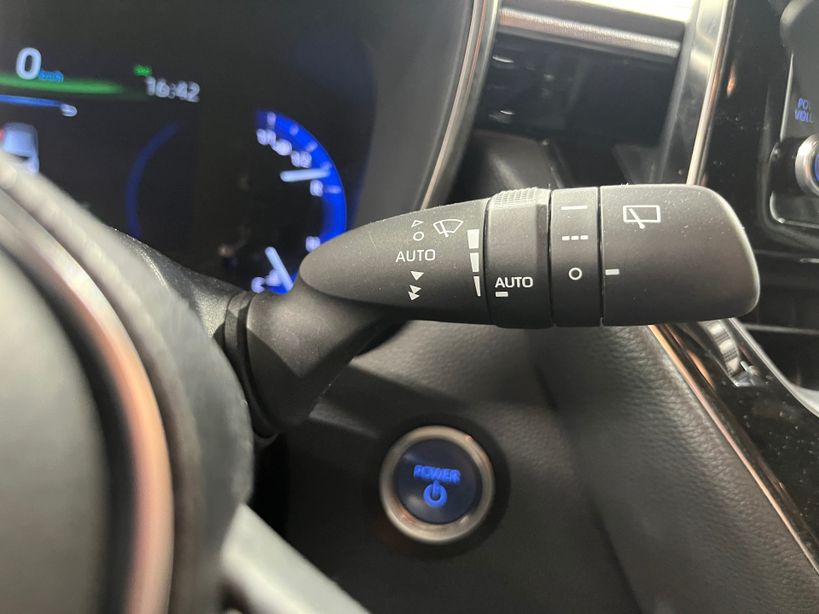 TOYOTA COROLLA HYBRIDE MY21 2022 - Photo n°15