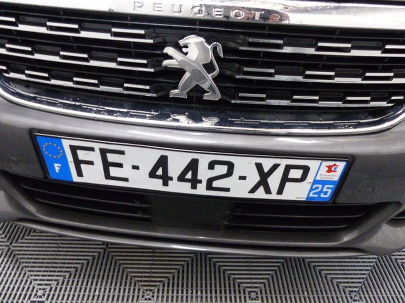 PEUGEOT 308 2019 - Photo n°6