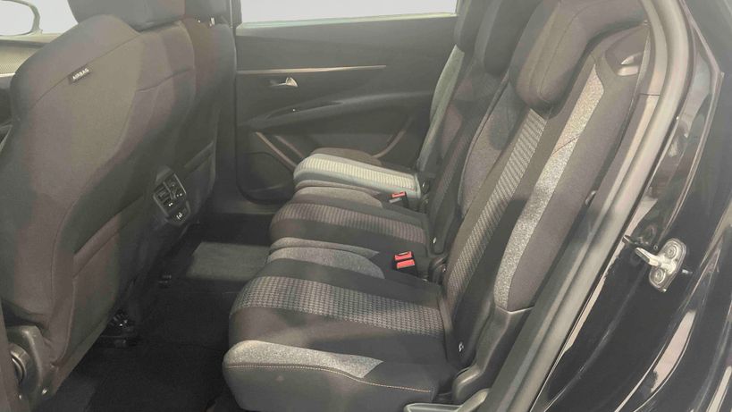 PEUGEOT 5008 2022 - Photo n°14