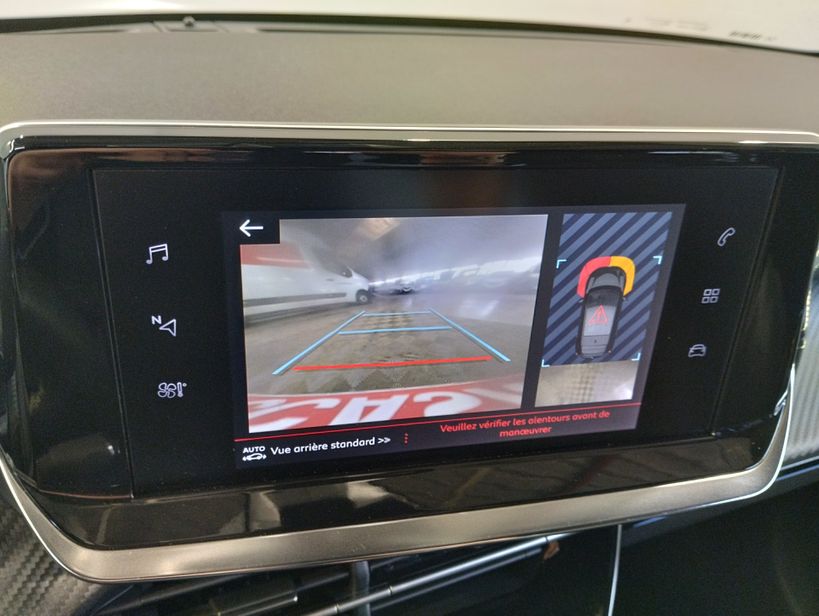 PEUGEOT 208 2023 - Photo n°20