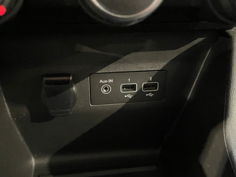 RENAULT CLIO V 2021 - Photo n°25