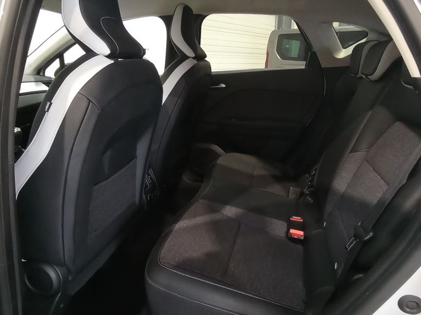 RENAULT CAPTUR 2022 - Photo n°12