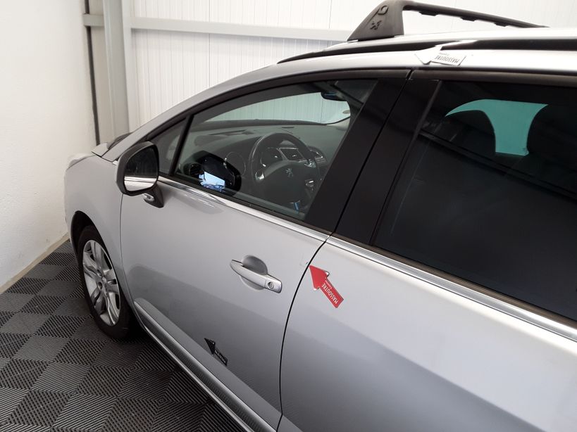 PEUGEOT 5008 2015 - Photo n°8