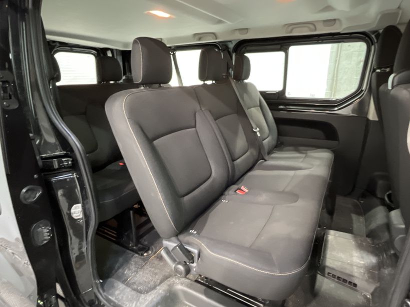 RENAULT TRAFIC COMBI 2017 - Photo n°10