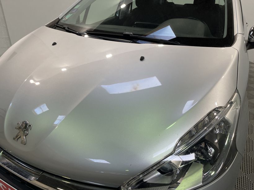 PEUGEOT 208 2016 - Photo n°10