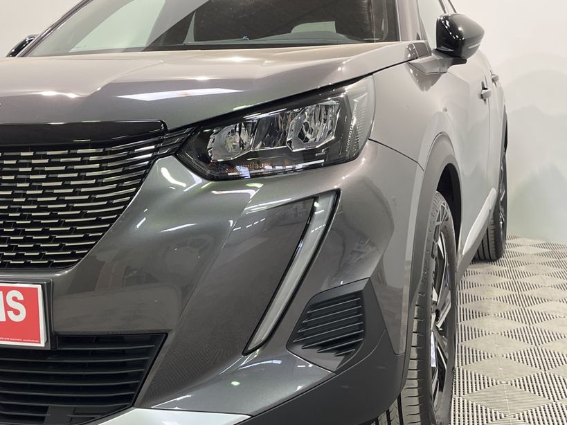 PEUGEOT 2008 2023 - Photo n°8