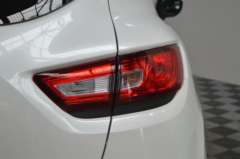RENAULT CLIO IV 2019 - Photo n°8