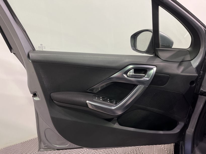 PEUGEOT 2008 2018 - Photo n°31