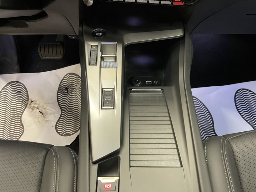 PEUGEOT 408 2023 - Photo n°18