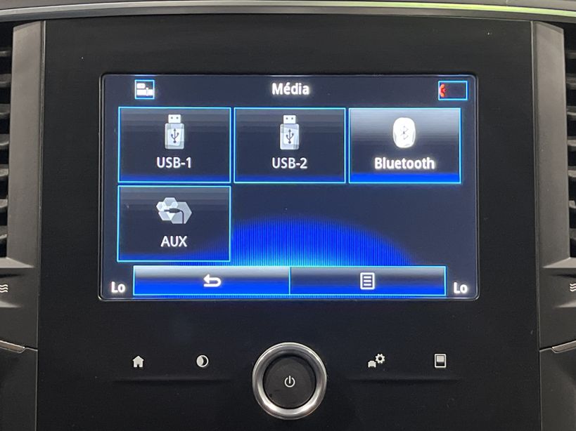 RENAULT MEGANE IV ESTATE 2019 - Photo n°13