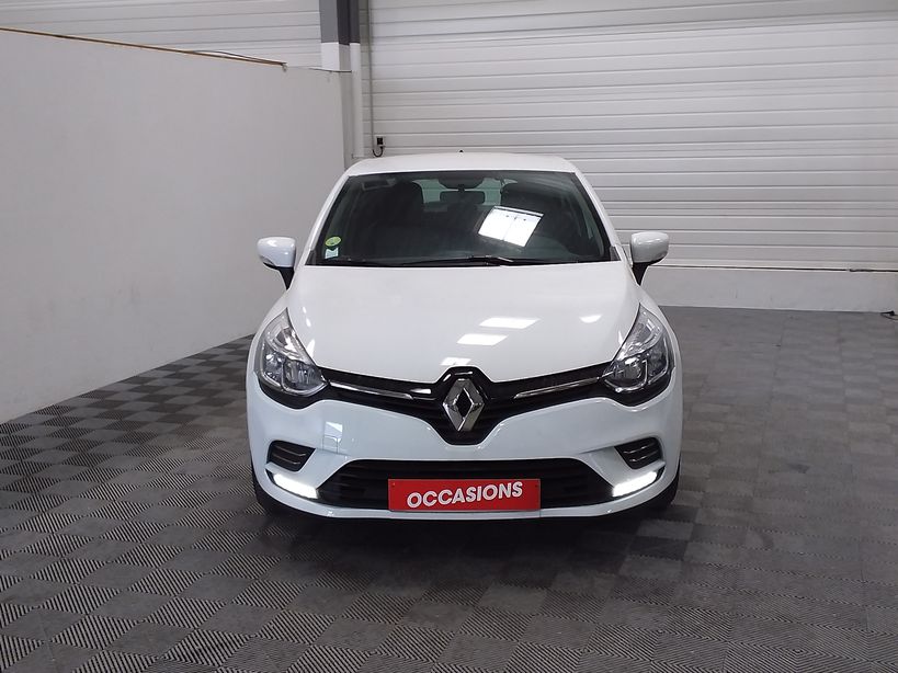 RENAULT CLIO IV 2017 - Photo n°2