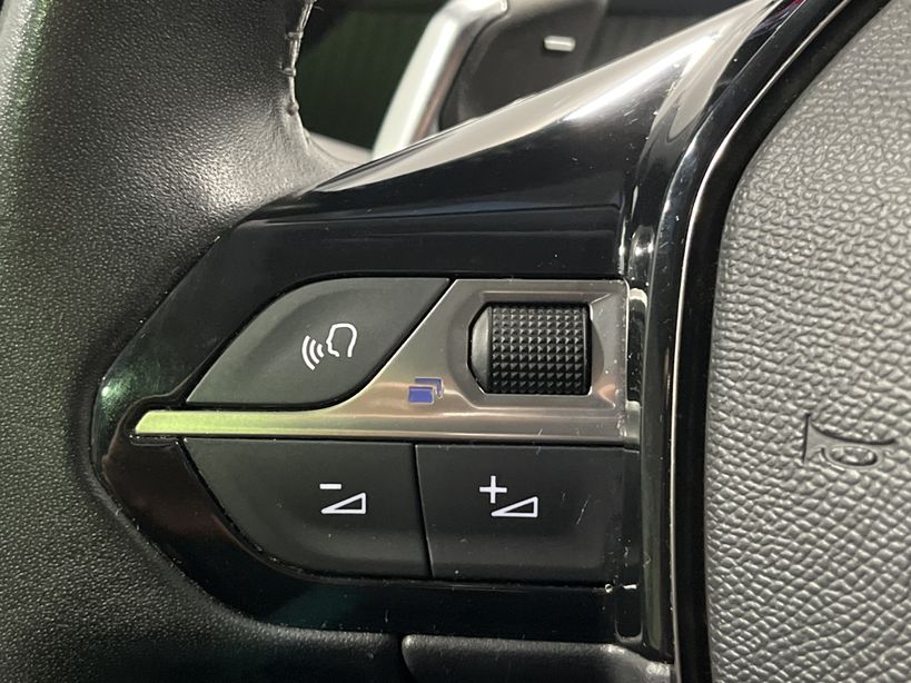 PEUGEOT 208 2021 - Photo n°26