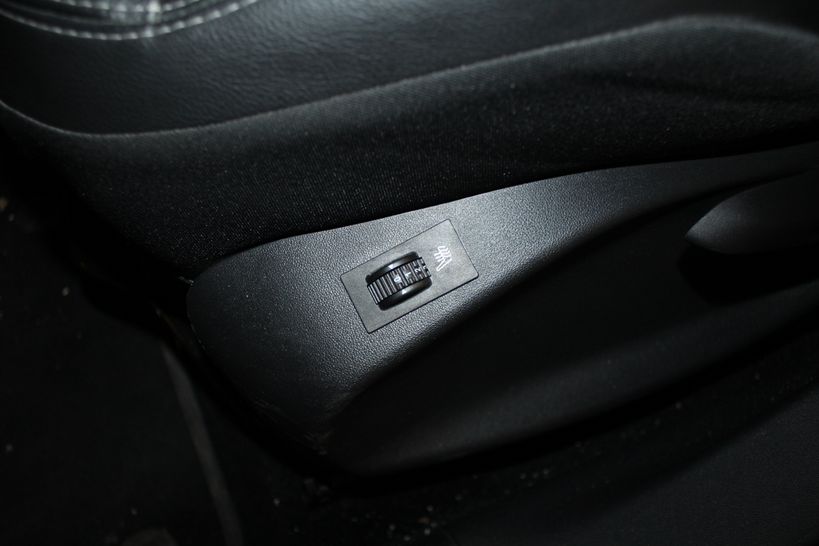 PEUGEOT 2008 2015 - Photo n°17