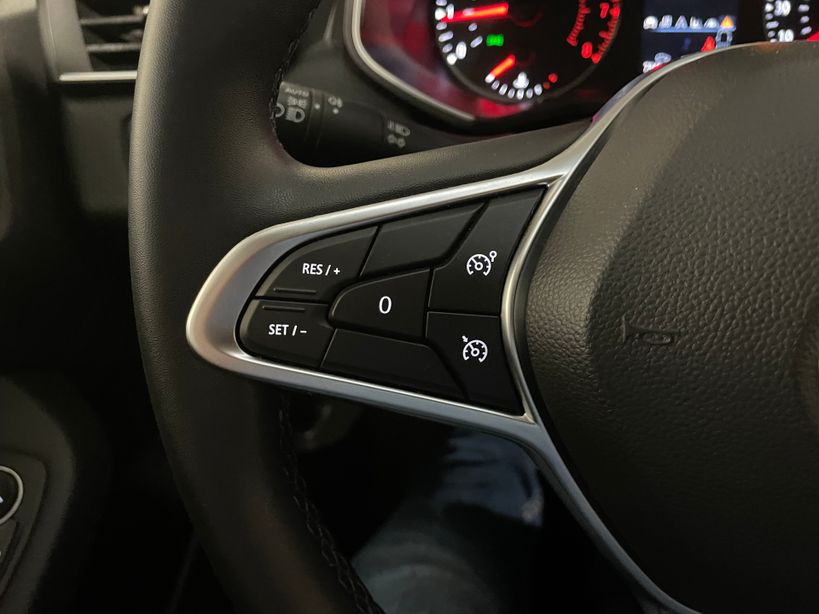 RENAULT CLIO V 2021 - Photo n°27