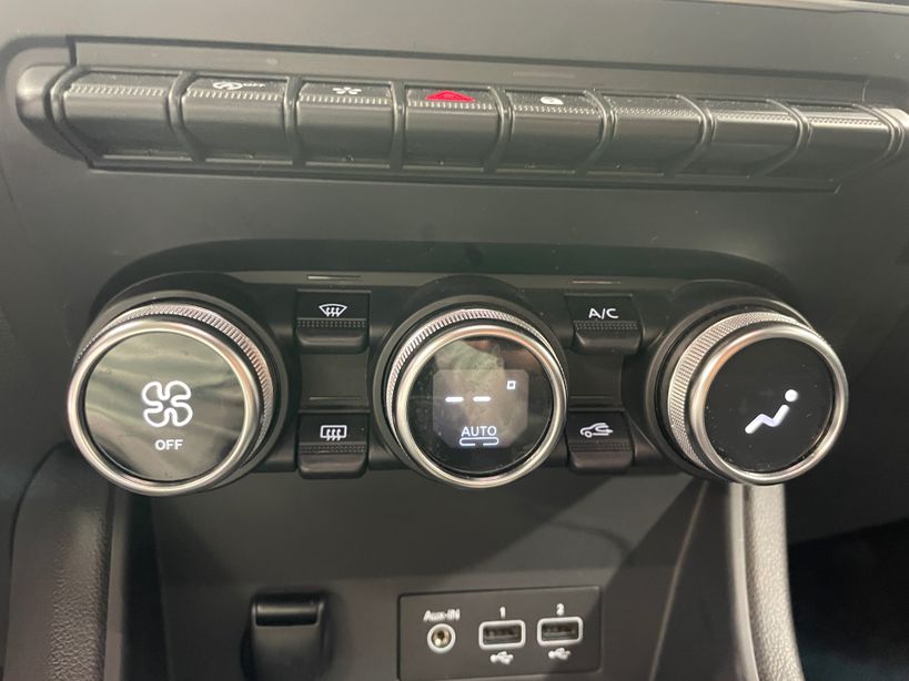 RENAULT CAPTUR 2022 - Photo n°28