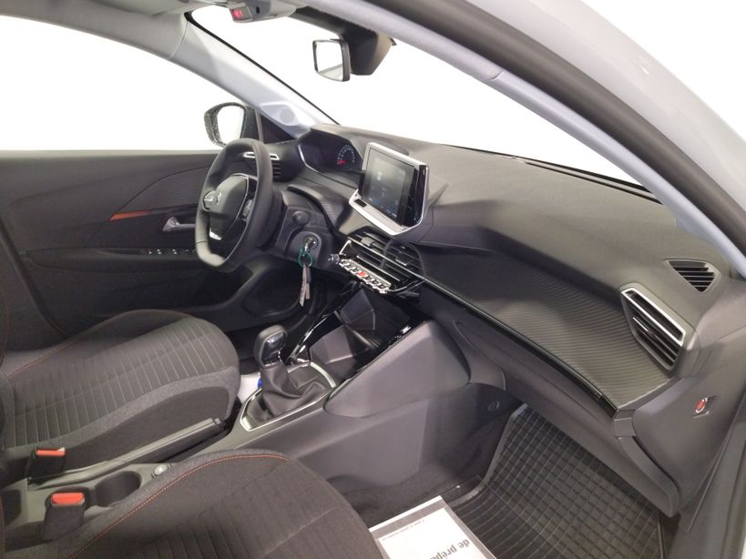 PEUGEOT 208 2022 - Photo n°8