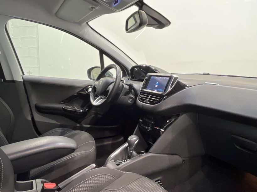 PEUGEOT 208 BUSINESS 2019 - Photo n°19