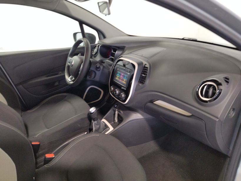 RENAULT CAPTUR BUSINESS 2019 - Photo n°8