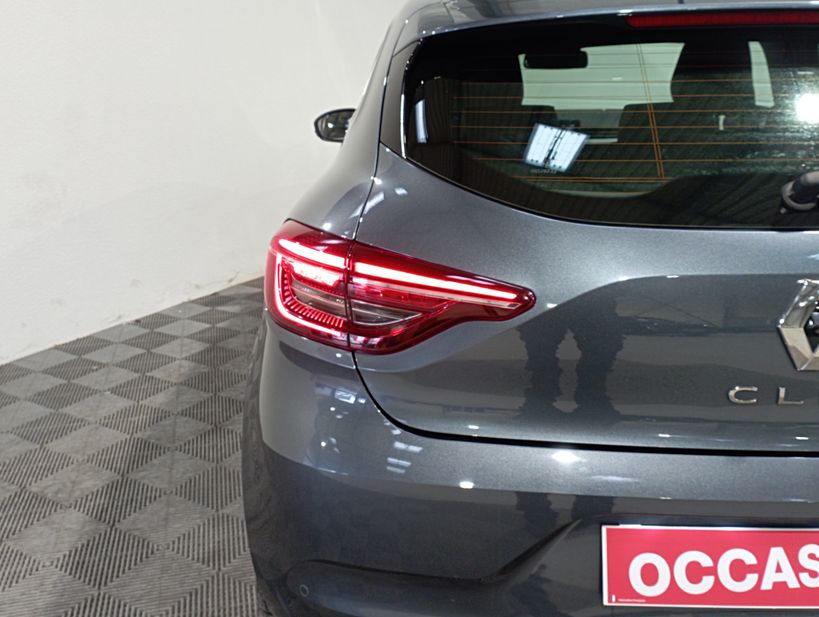 RENAULT CLIO V 2020 - Photo n°9