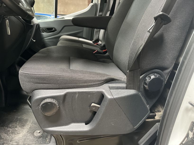 FORD TRANSIT FOURGON 2018 - Photo n°29
