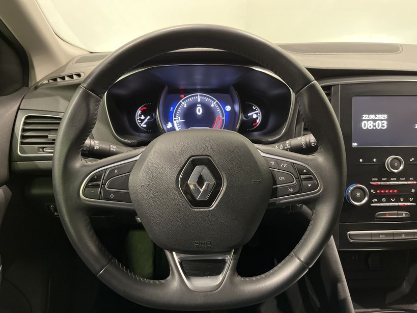 RENAULT MEGANE IV ESTATE 2019 - Photo n°11