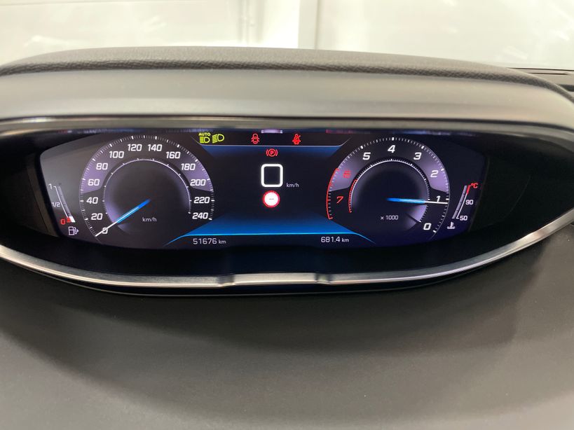 PEUGEOT 3008 2023 - Photo n°9