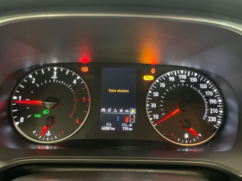 RENAULT MEGANE IV ESTATE 2022 - Photo n°7