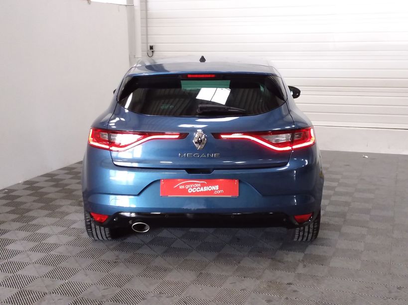 RENAULT MEGANE IV BERLINE 2018 - Photo n°4