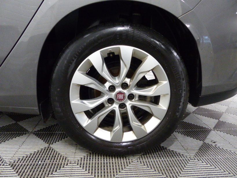 FIAT TIPO 5 PORTES 2018 - Photo n°24