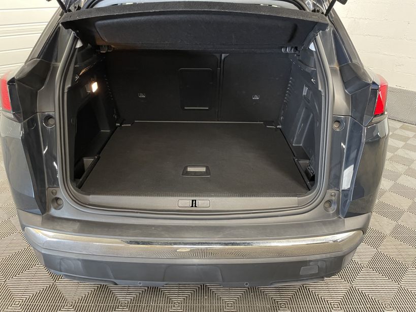 PEUGEOT 3008 2019 - Photo n°9