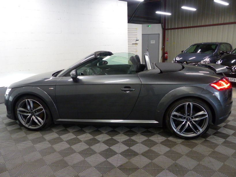 AUDI TT ROADSTER 2016 - Photo n°11